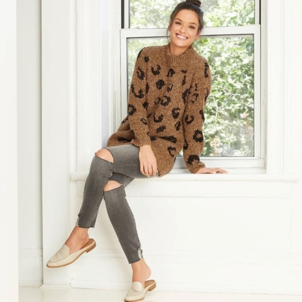 Universal Thread Women's Mock Turtleneck Tunic Pullover‎ Sweater